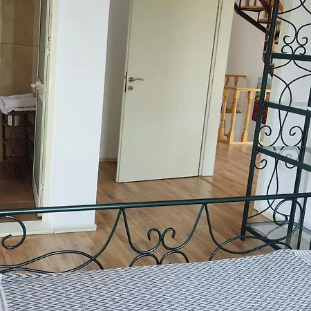 Ndreca Villa *