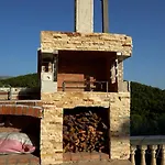 Villa Ndreca *