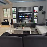 Villa Ndreca *