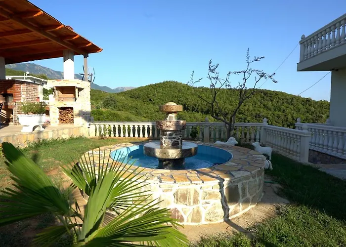 Ndreca Villa Tirana